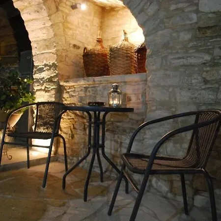 Rustic Retreat *